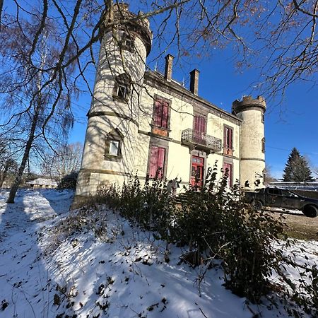 Le Chateau Giat Exterior foto